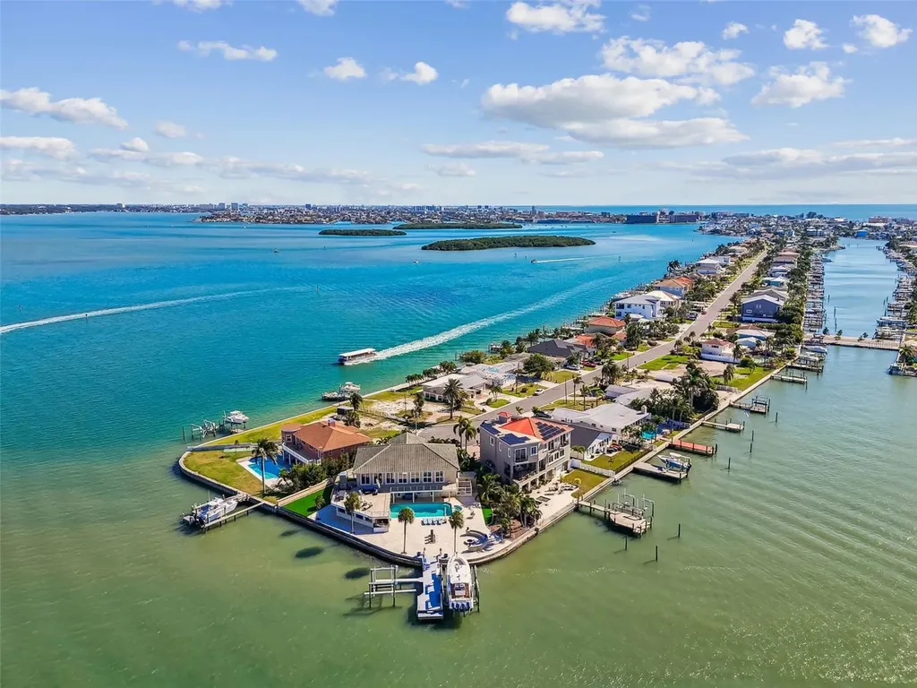582 Johns Pass Avenue Madeira Beach FL 33708
