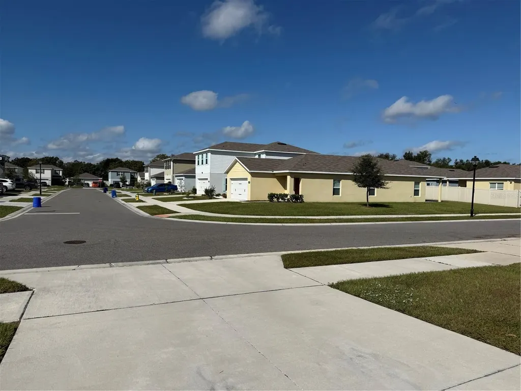 35147 Jomar Avenue Zephyrhills FL 33541
