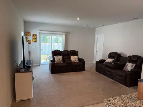 35147 Jomar Avenue Zephyrhills FL 33541