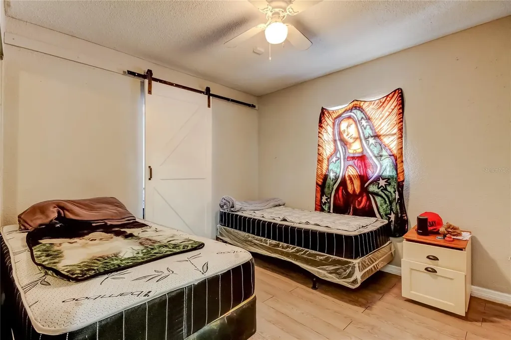 4532 Devonshire Road Tampa FL 33634