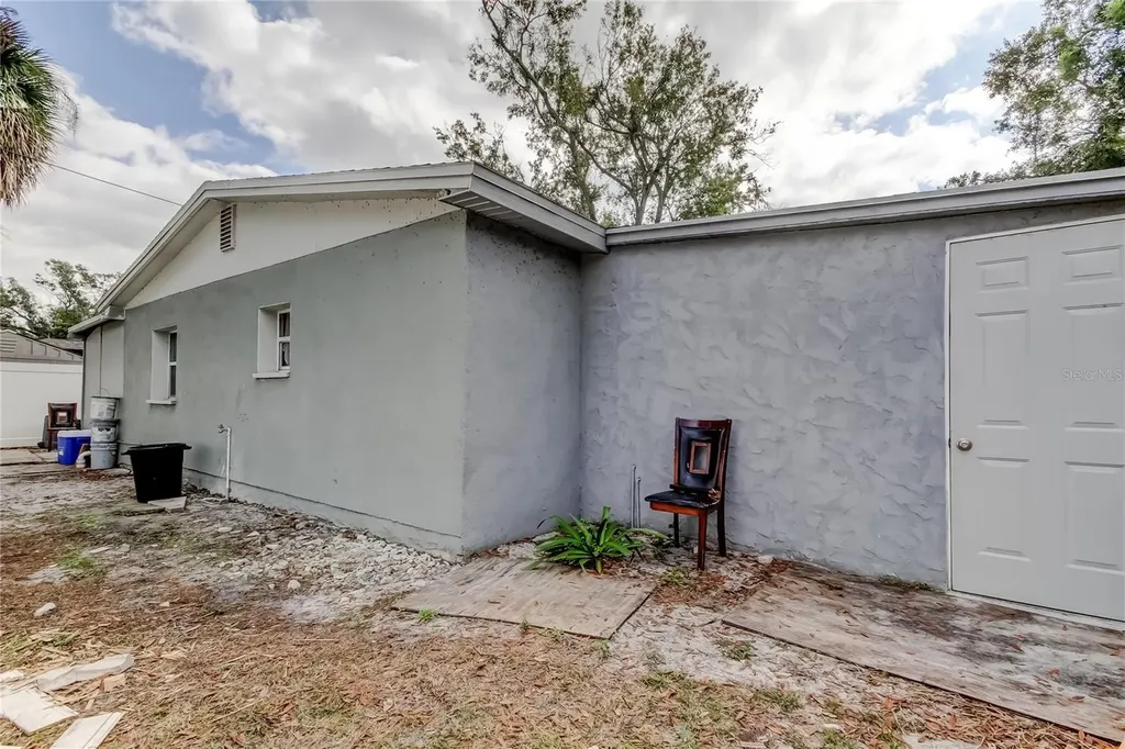 4532 Devonshire Road Tampa FL 33634
