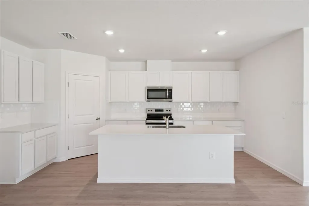 1381 Morning Walk Drive Ormond Beach FL 32174