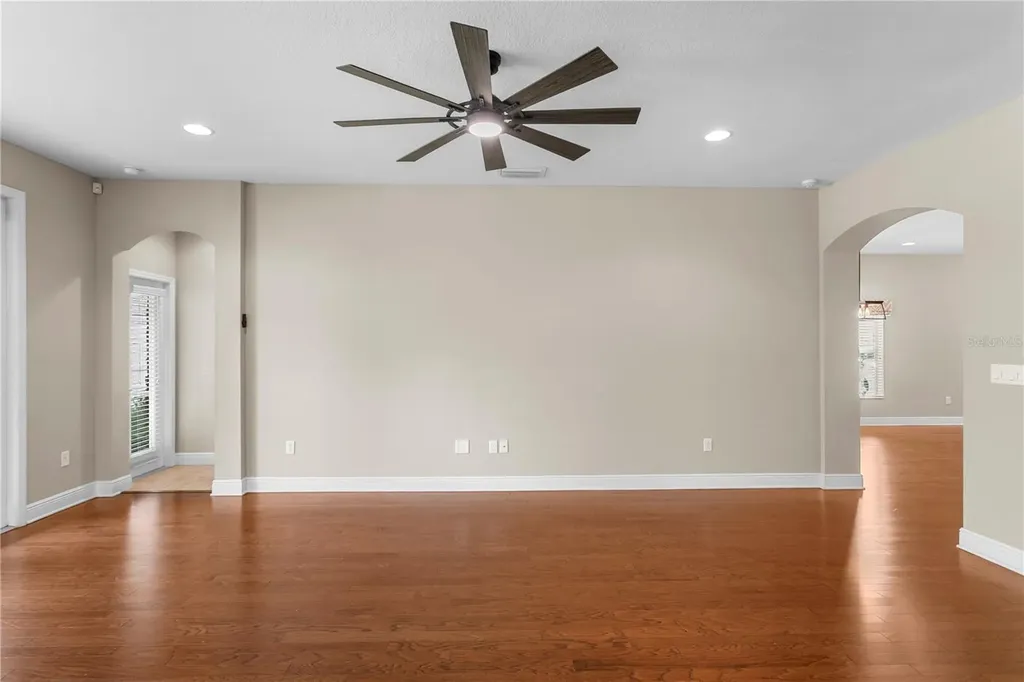 19303 Water Maple Drive Tampa FL 33647