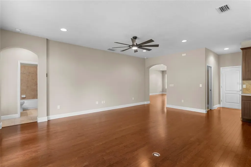 19303 Water Maple Drive Tampa FL 33647