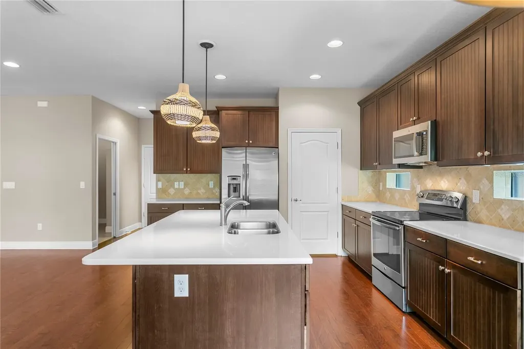 19303 Water Maple Drive Tampa FL 33647