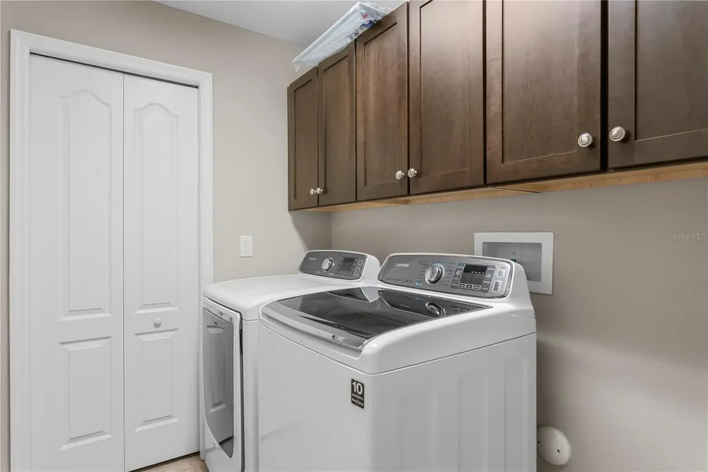 19303 Water Maple Drive Tampa FL 33647