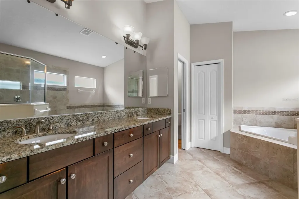 19303 Water Maple Drive Tampa FL 33647