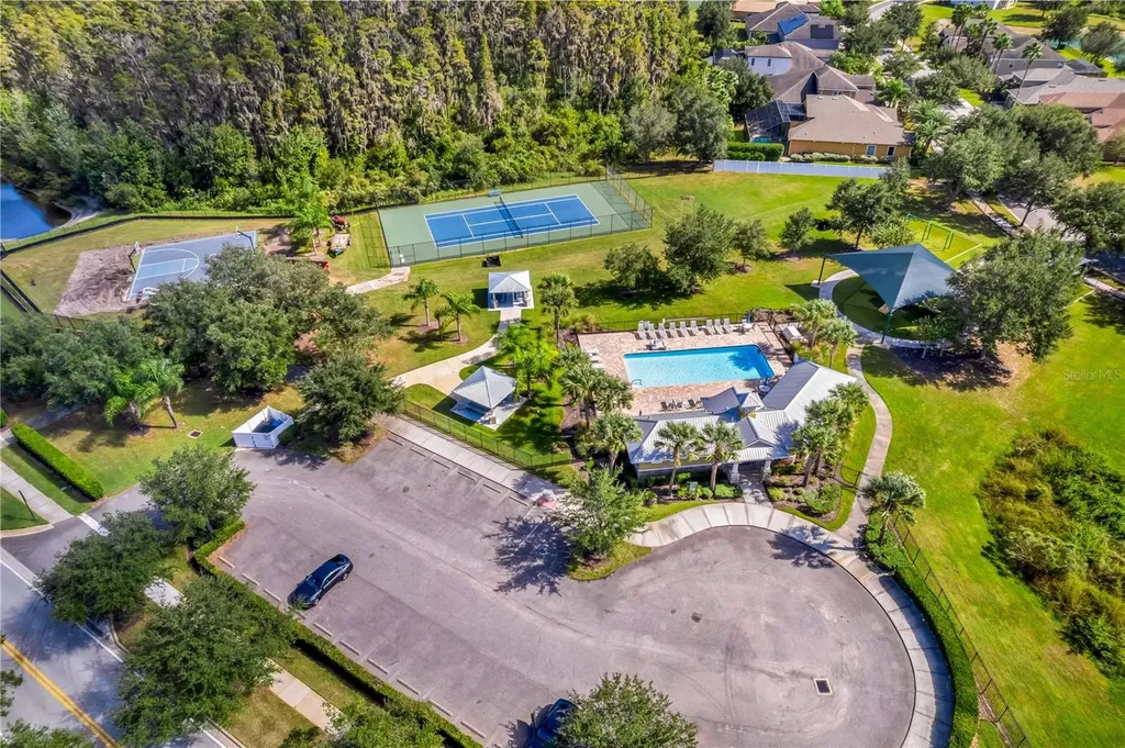 19303 Water Maple Drive Tampa FL 33647