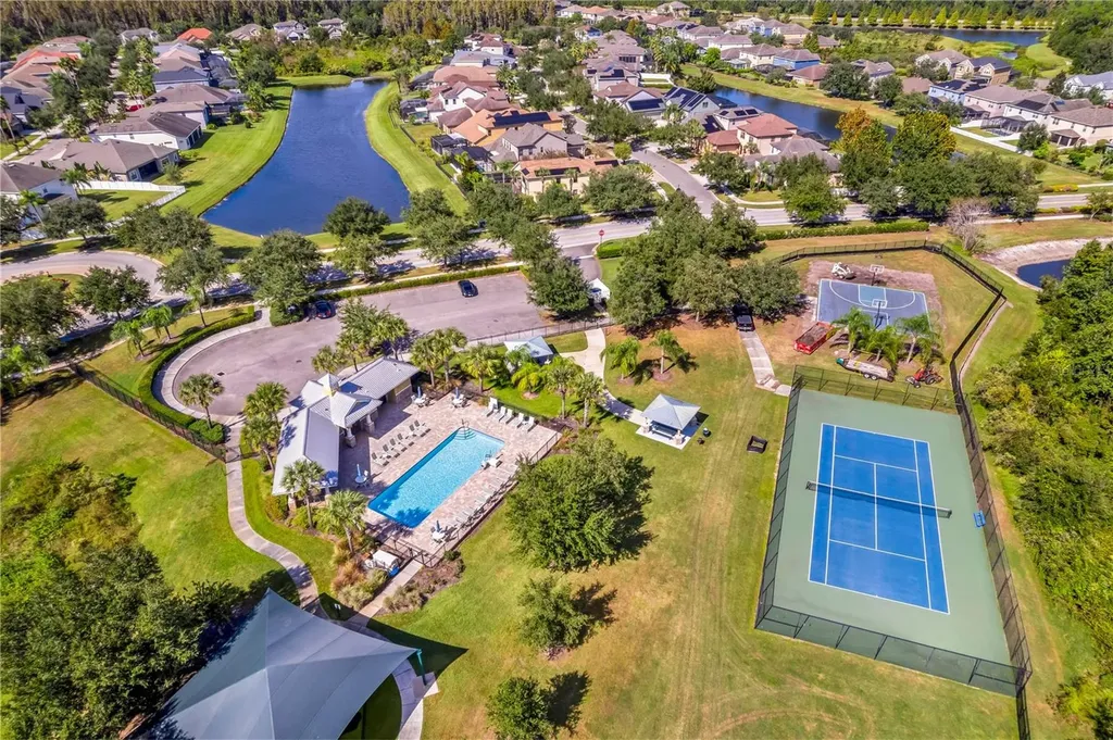 19303 Water Maple Drive Tampa FL 33647