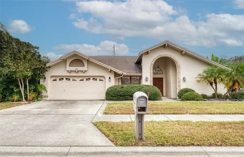 44 Ridgecroft Lane Safety Harbor FL 34695
