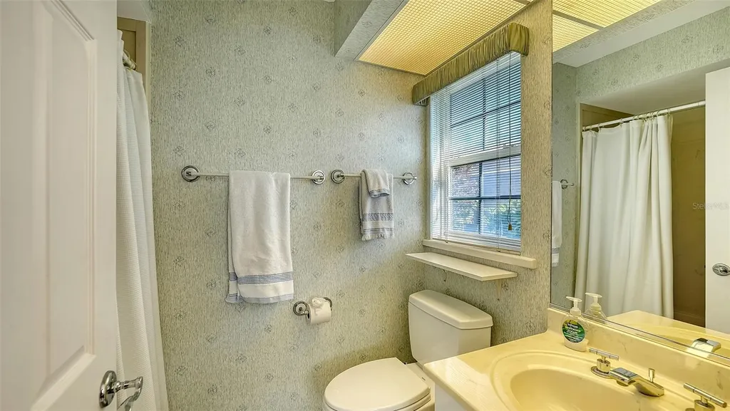 3465 Winding Oaks Drive Longboat Key FL 34228