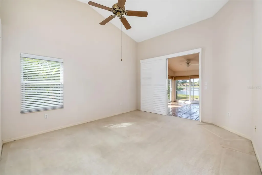 9523 Knightsbridge Circle Sarasota FL 34238