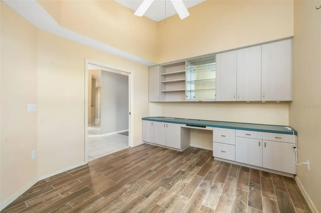 9523 Knightsbridge Circle Sarasota FL 34238
