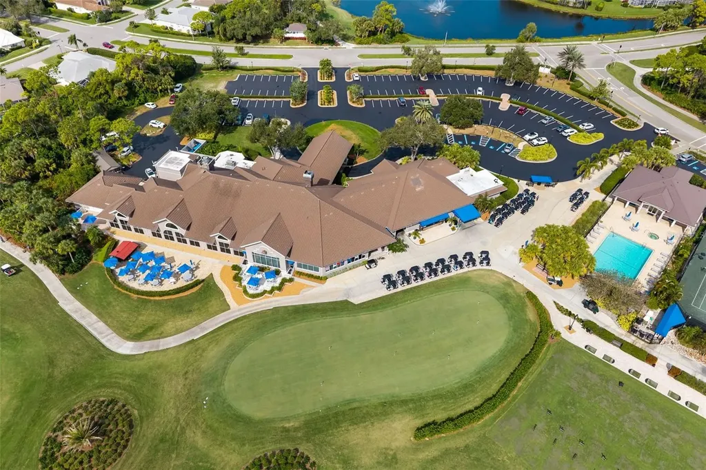9523 Knightsbridge Circle Sarasota FL 34238