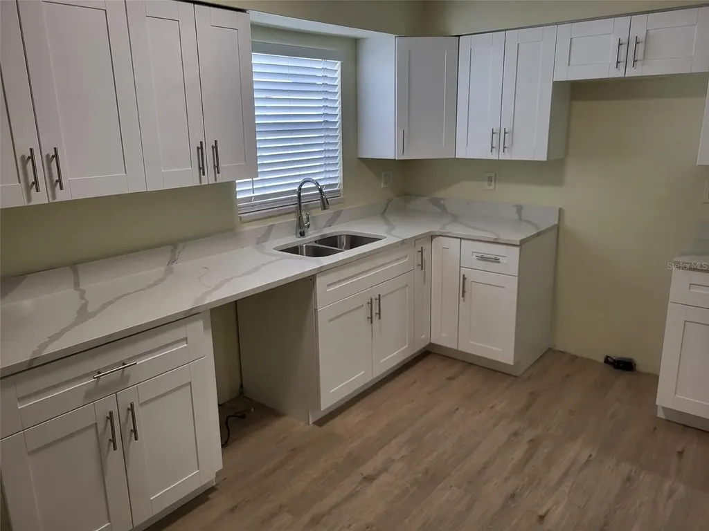 5563 58th Street N Kenneth City FL 33709