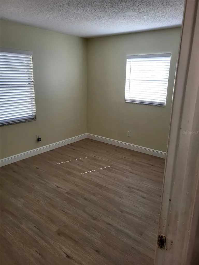5563 58th Street N Kenneth City FL 33709