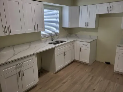 5563 58th Street N Kenneth City FL 33709
