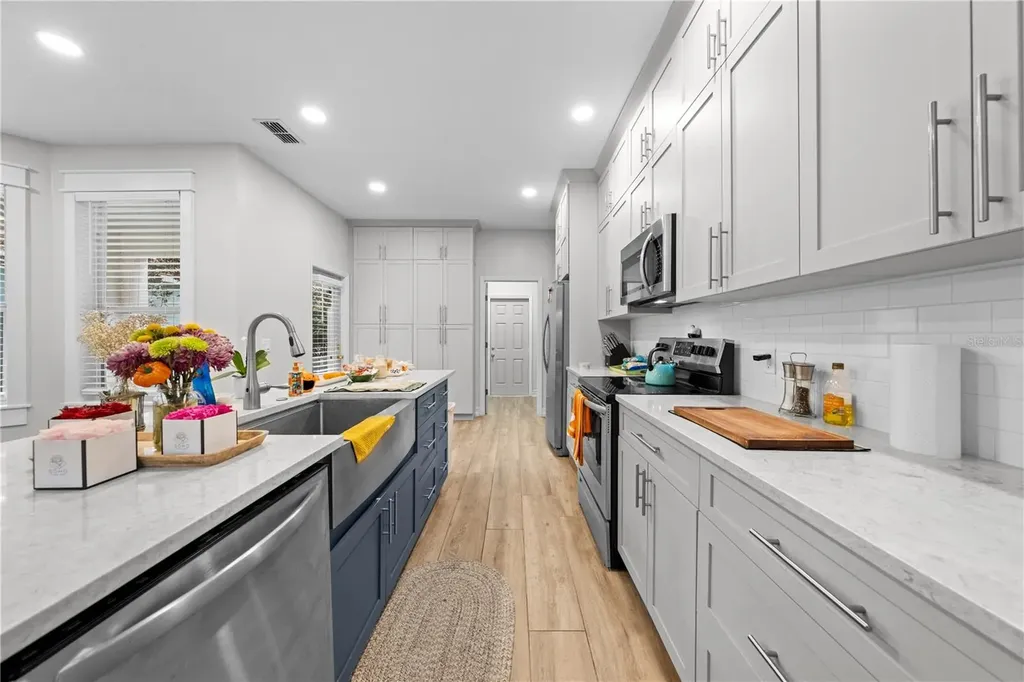 3341 Bracken Fern Drive Harmony FL 34773