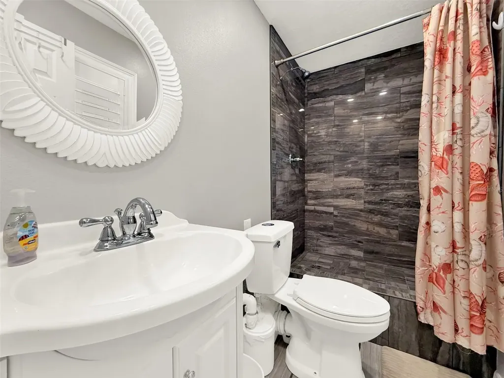 301 Quay Assisi New Smyrna Beach FL 32169