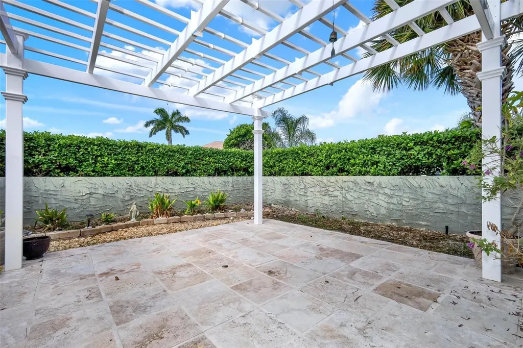 301 Quay Assisi New Smyrna Beach FL 32169