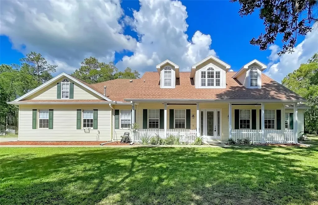 16475 Kids Avenue Weeki Wachee FL 34614