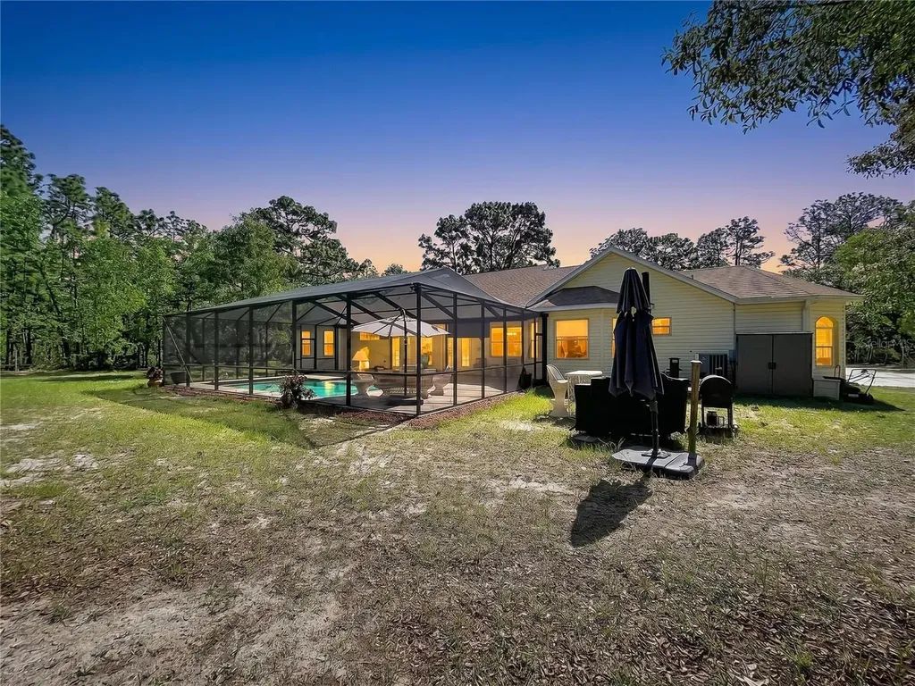 16475 Kids Avenue Weeki Wachee FL 34614