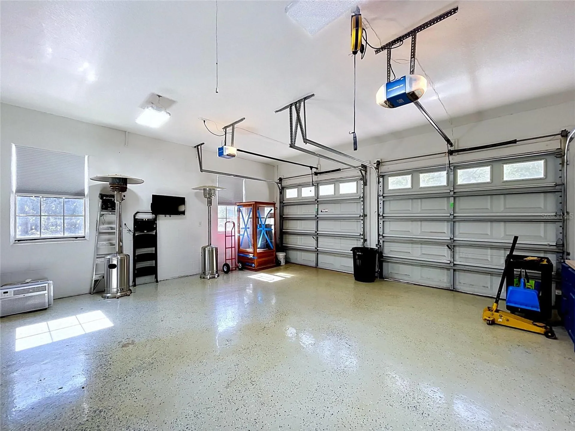 16475 Kids Avenue Weeki Wachee FL 34614