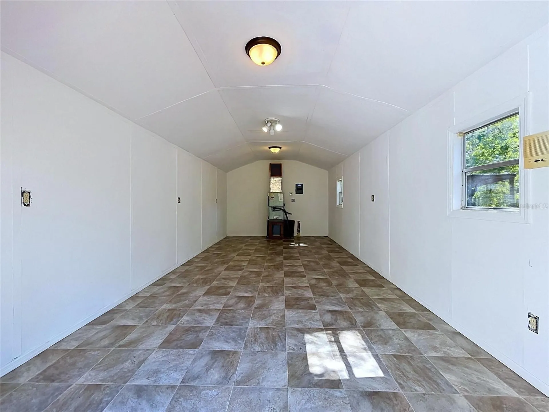 16475 Kids Avenue Weeki Wachee FL 34614