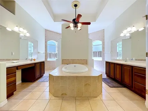 16475 Kids Avenue Weeki Wachee FL 34614