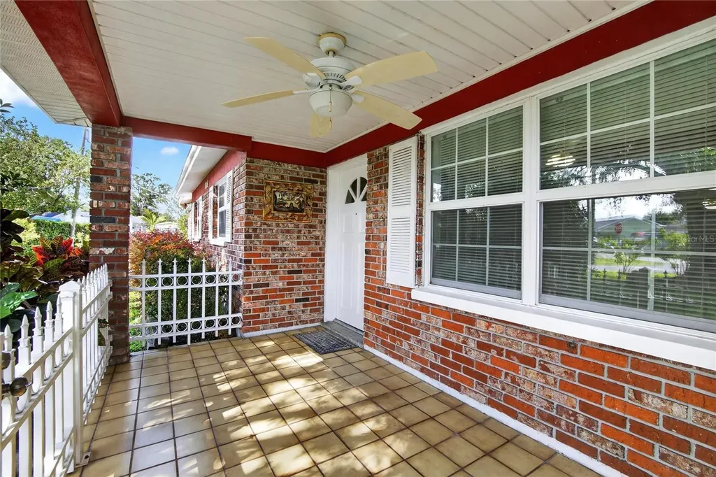 3605 W Flora Street Tampa FL 33614