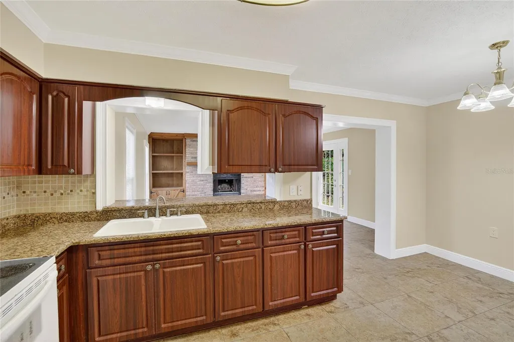 3605 W Flora Street Tampa FL 33614
