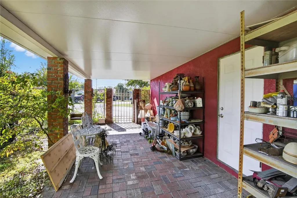 3605 W Flora Street Tampa FL 33614