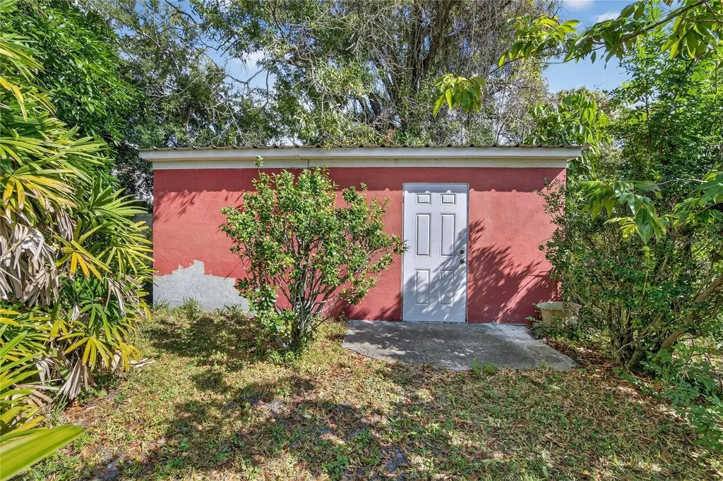 3605 W Flora Street Tampa FL 33614
