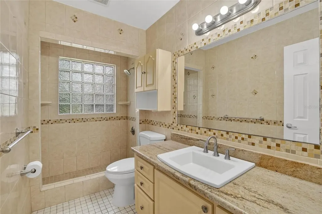 3605 W Flora Street Tampa FL 33614