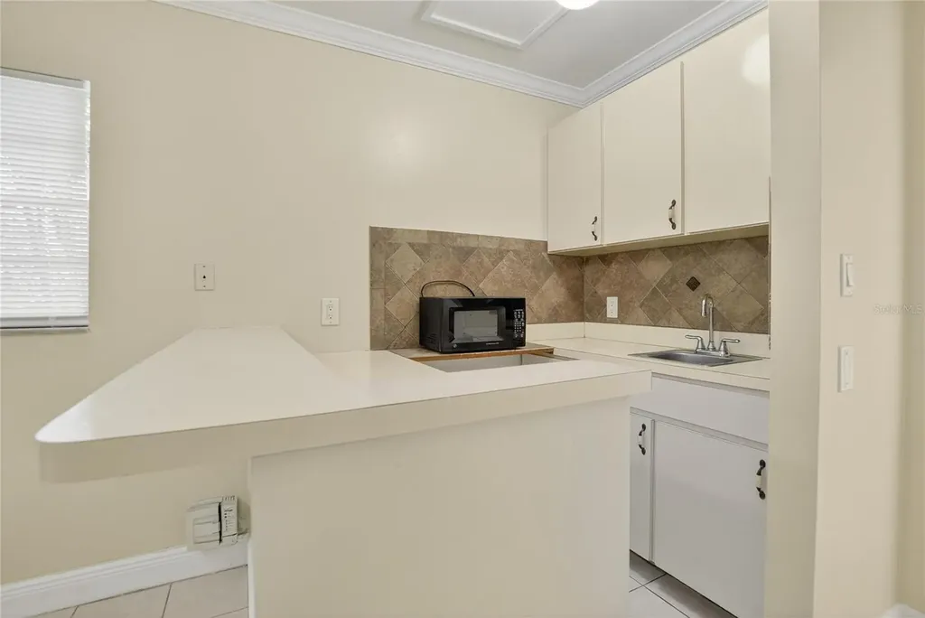 3605 W Flora Street Tampa FL 33614