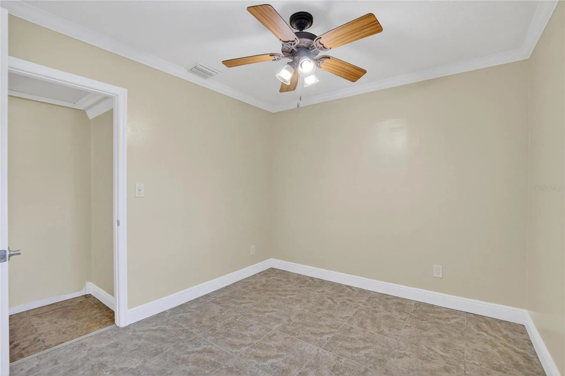3605 W Flora Street Tampa FL 33614