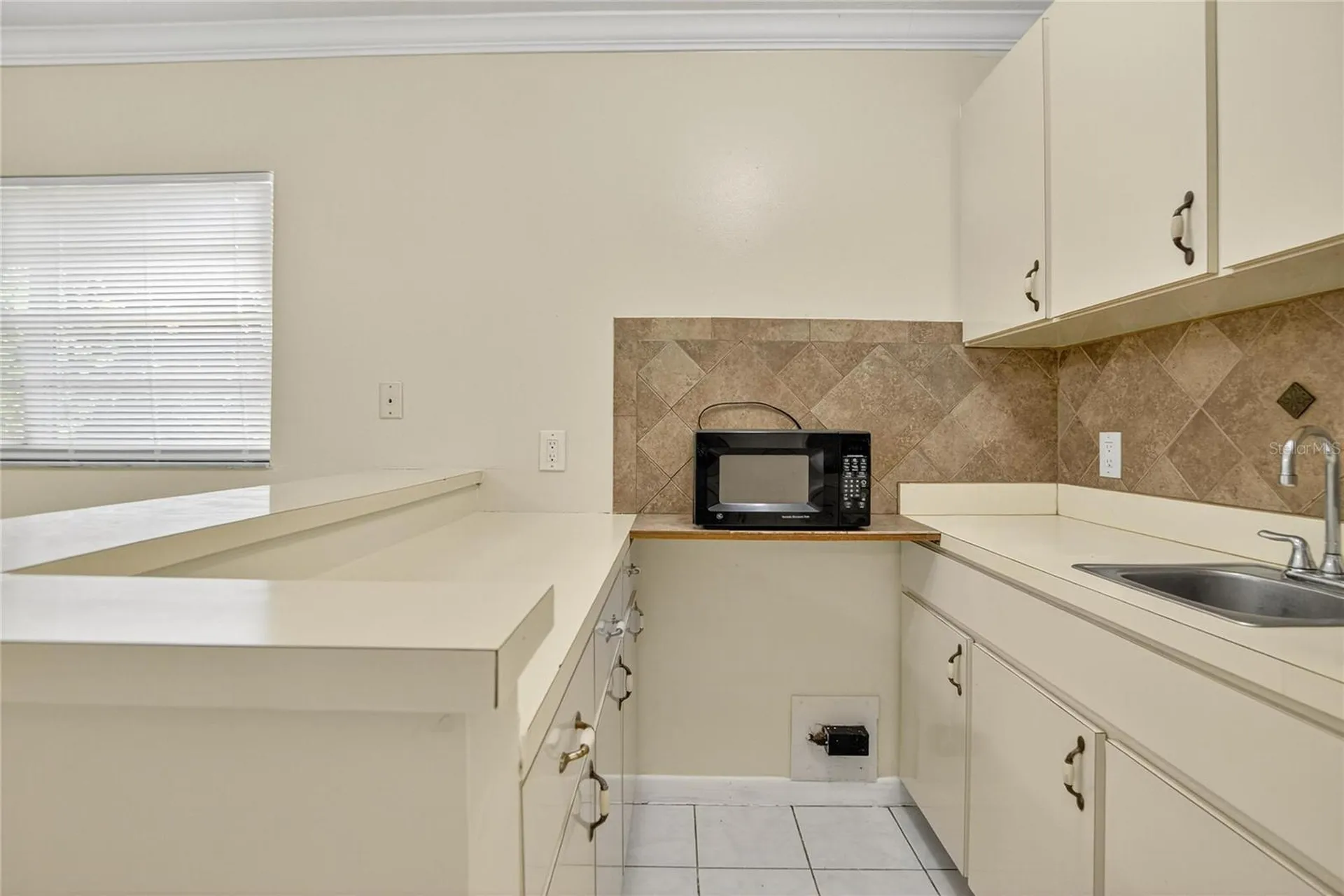 3605 W Flora Street Tampa FL 33614