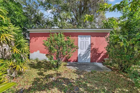 3605 W Flora Street Tampa FL 33614