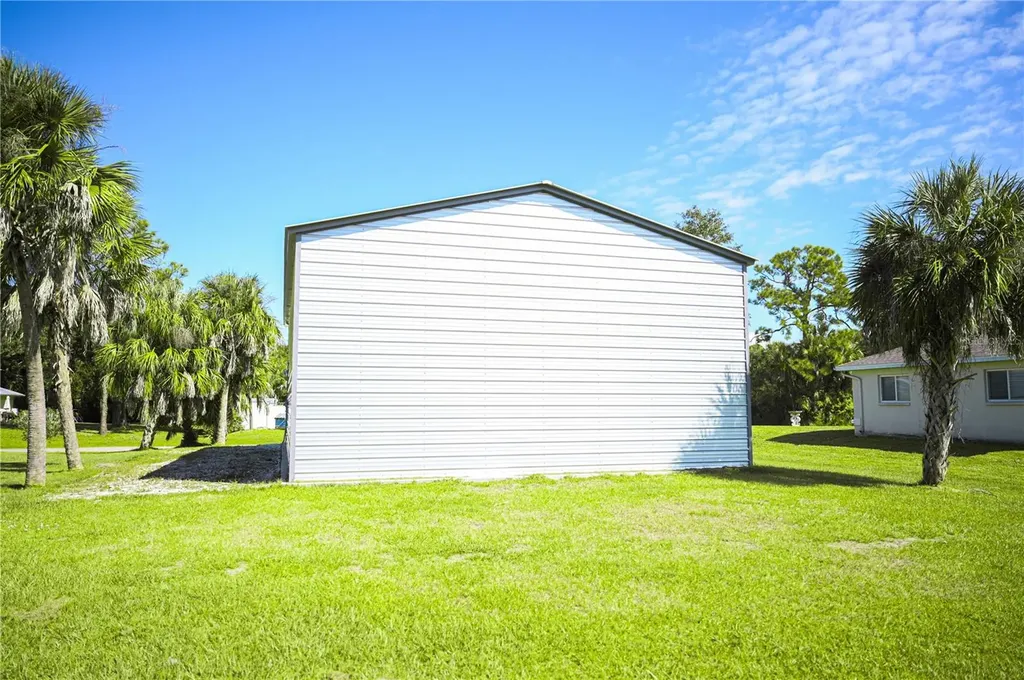 2995 Thomas Lane North Port FL 34286