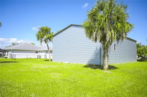2995 Thomas Lane North Port FL 34286