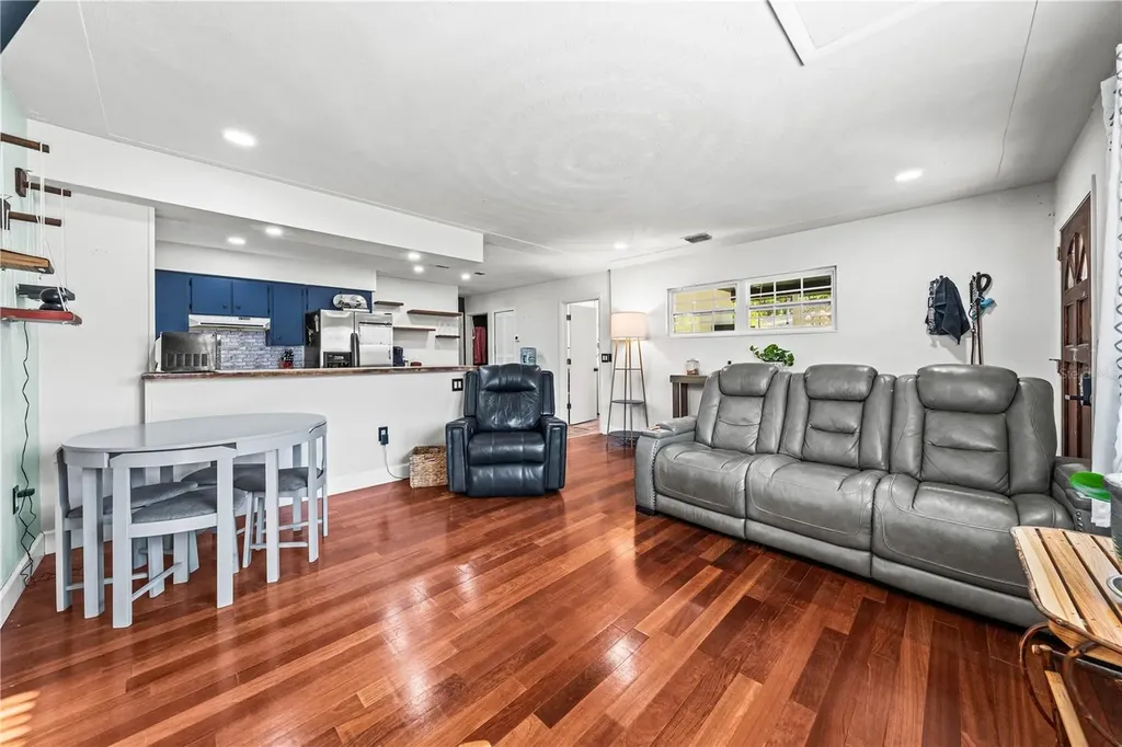 2611 Huntington Avenue Sarasota FL 34232