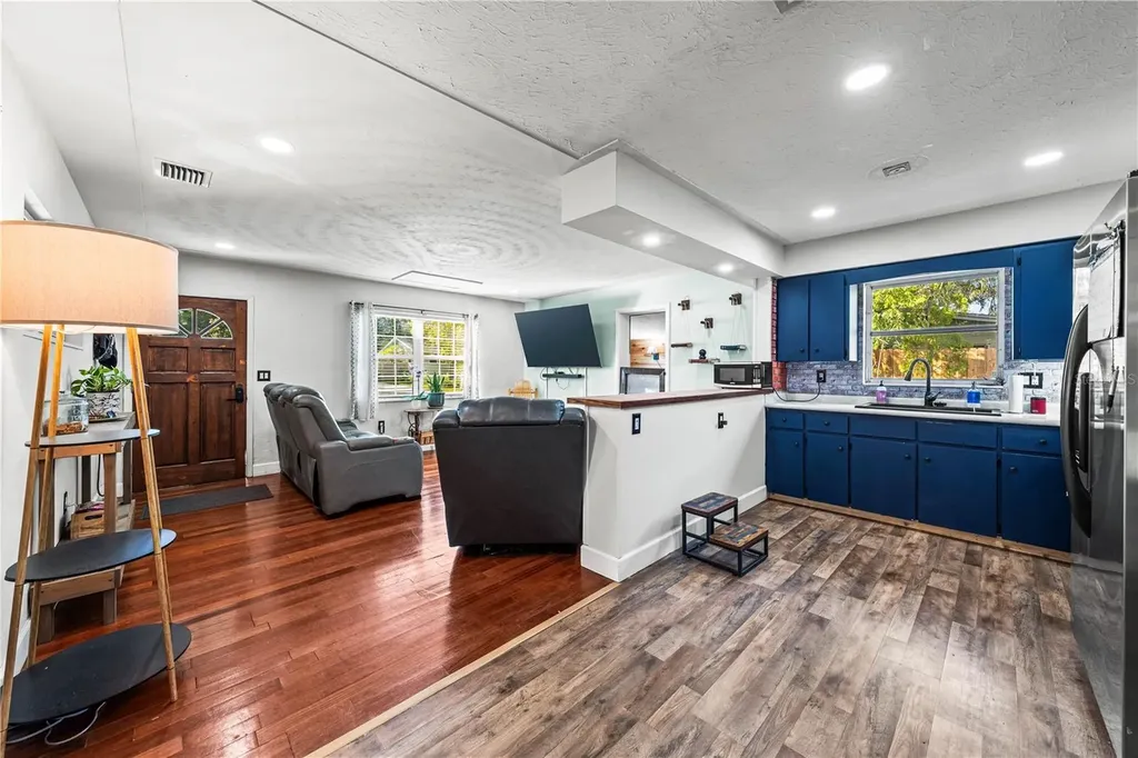 2611 Huntington Avenue Sarasota FL 34232