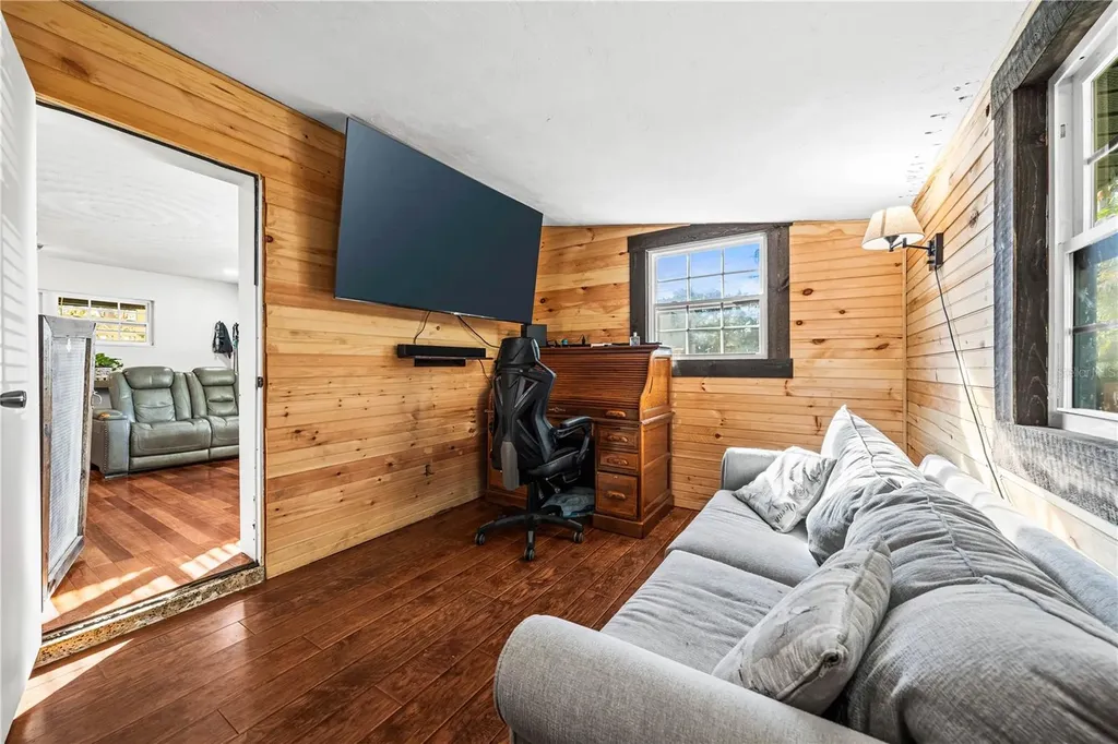 2611 Huntington Avenue Sarasota FL 34232