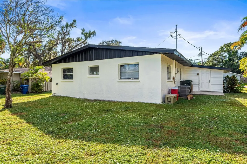 2611 Huntington Avenue Sarasota FL 34232