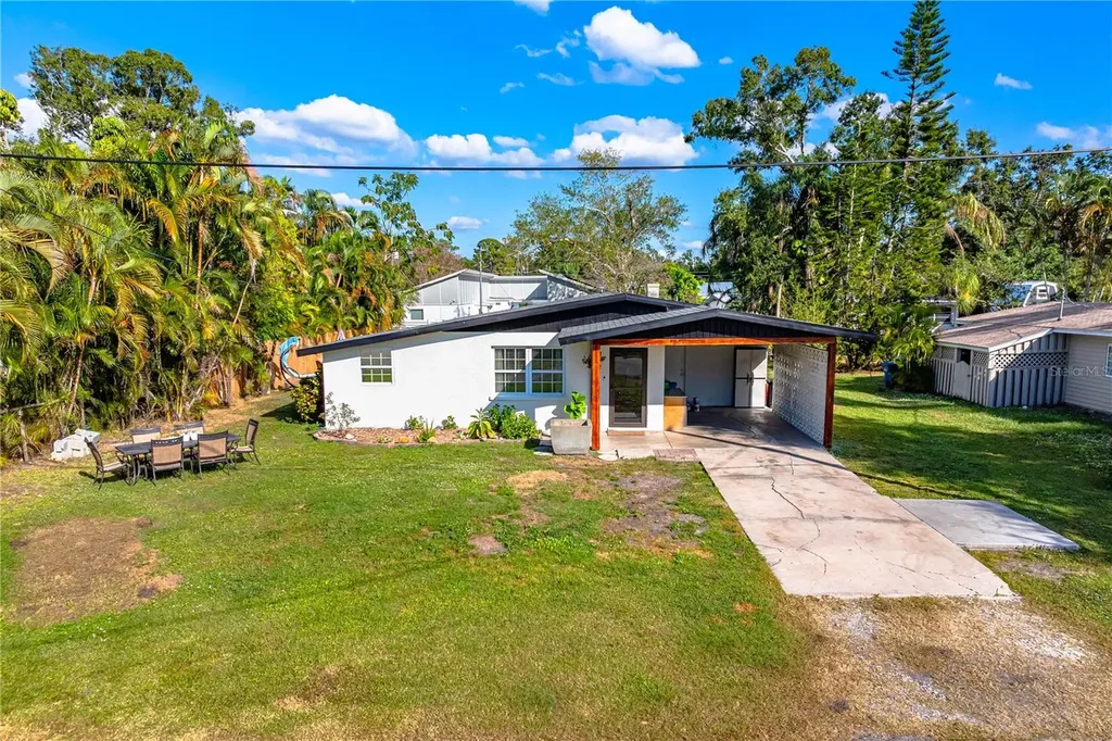 2611 Huntington Avenue Sarasota FL 34232