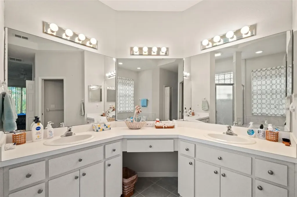 10199 Holly Berry Drive Weeki Wachee FL 34613