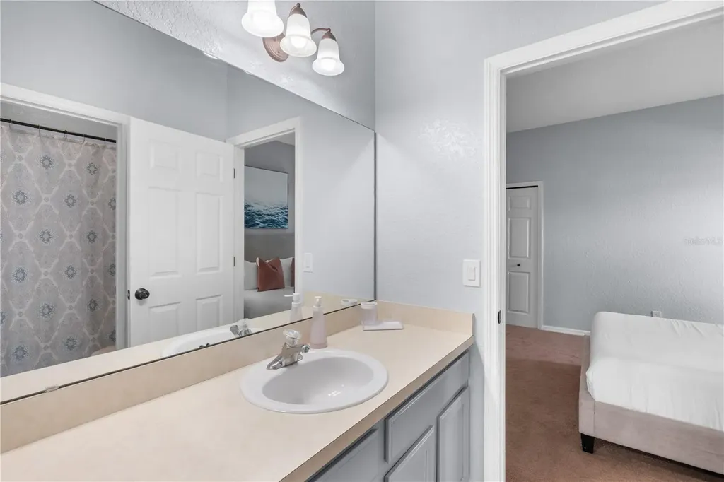 16813 Lazy Breeze Loop Clermont FL 34714