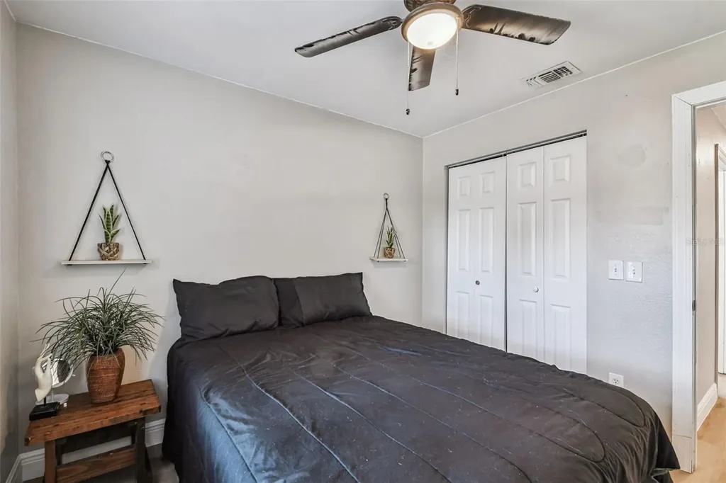 1706 E Chelsea Street Tampa FL 33610