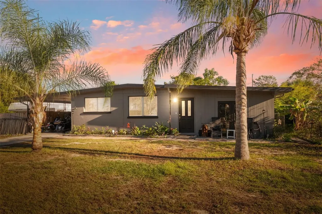7002 Eisenhower Street Weeki Wachee FL 34613