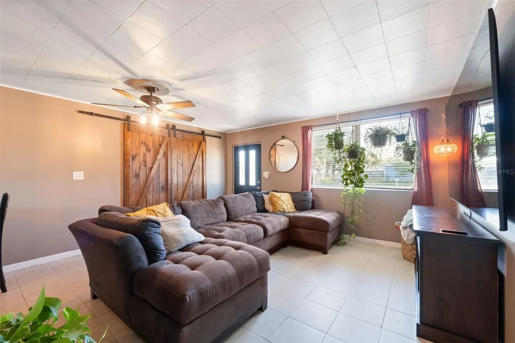 7002 Eisenhower Street Weeki Wachee FL 34613